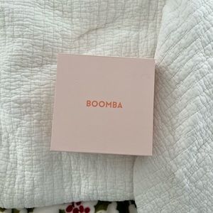 Ultra Boost beige inserts